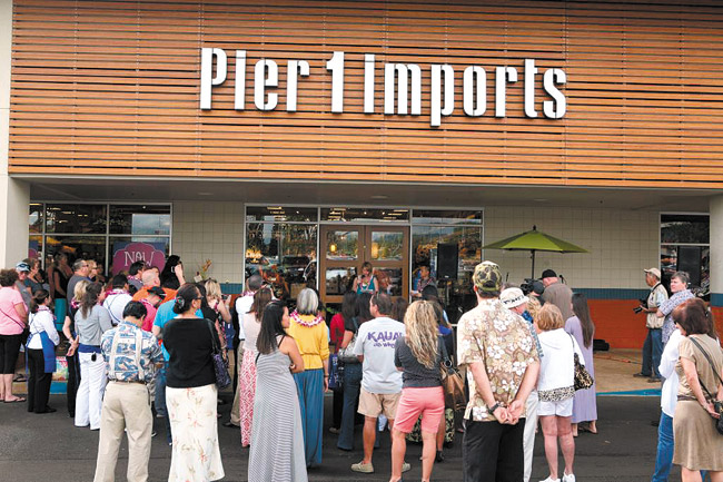 Kauai folks line up for the opening of the new Pier 1 imports. Pier 1 imports photo
