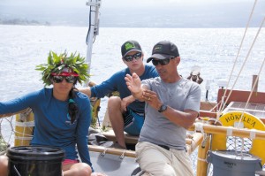Apprentice navigators (from left) Haunani Kane and Jason Patterson with pwo (master) navigator Nainoa Thompson leaving Hilo. Next stop: Tahiti | Photos courtesy Na'alehu Anthony
