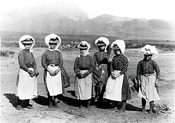 Female Japanese immigrants who sang while they worked in the sugarcane fields. Their songs, called hole hole bushi, will be discussed at a free presentation Thursday Photo from Kauai Museum