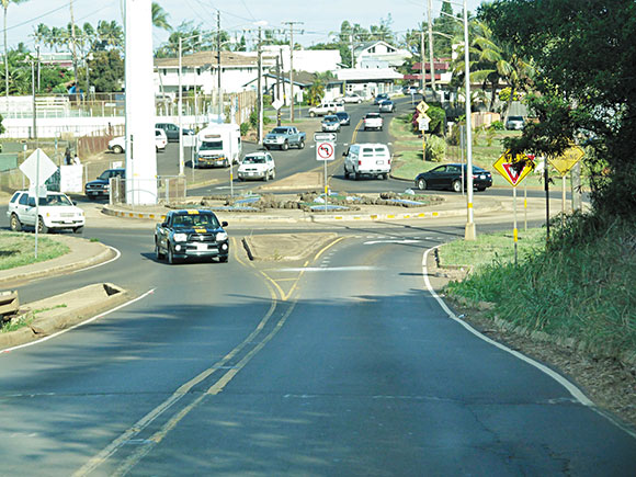 Roundabouts such as this one in Kapaa are traffic marvels — usually Jane Esaki photo