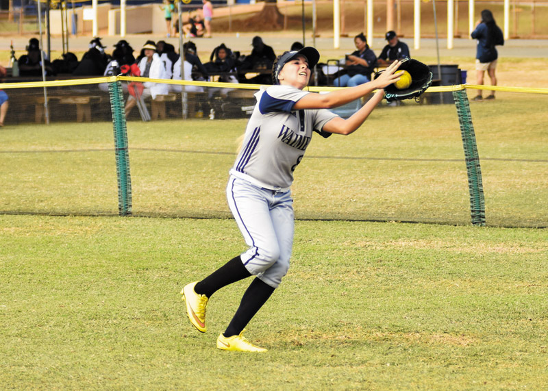 Waimea right fielder Cheyla Goias-Soares makes the running catch 