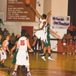 Kaua‘i and Kapa‘a joust for a jump ball