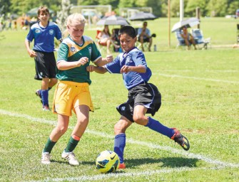 Kapaa Goes Deep Against Barcemelona For Win