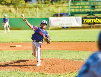 Expos Sweep Yankees In Saturday Doubleheader
