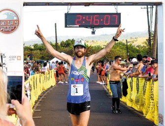 Thousands Gather For Garden Isle Marathons