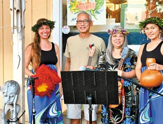 Friday Art Walk In HanapÄ“pÄ“